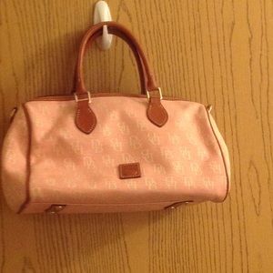 EUC- Dooney and Bourke satchel.